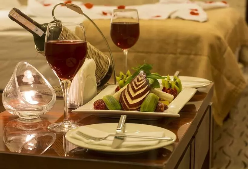 シングルデラックスルーム, Uchisar Kaya Otel