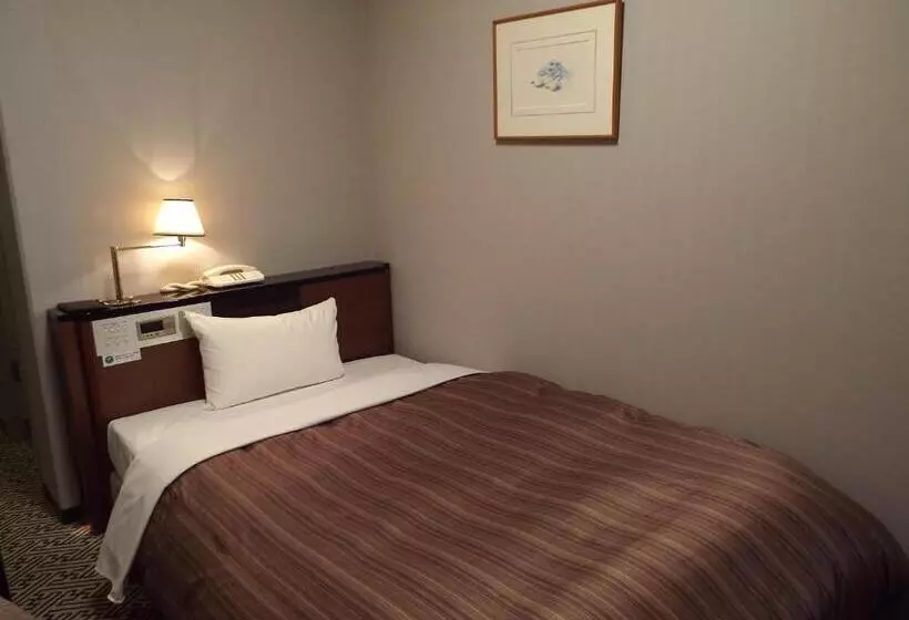 Standard Yhden Hengen Huone, Ark Hotel Kumamotojo Mae  Route Inn Hotels
