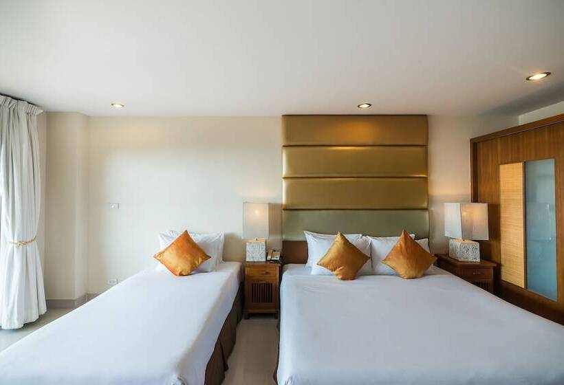 プールの見えるデラックスルーム, Bella Villa Cabana