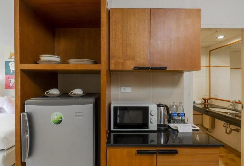 Номер Deluxe Вид на Бассейн, Bella Villa Cabana