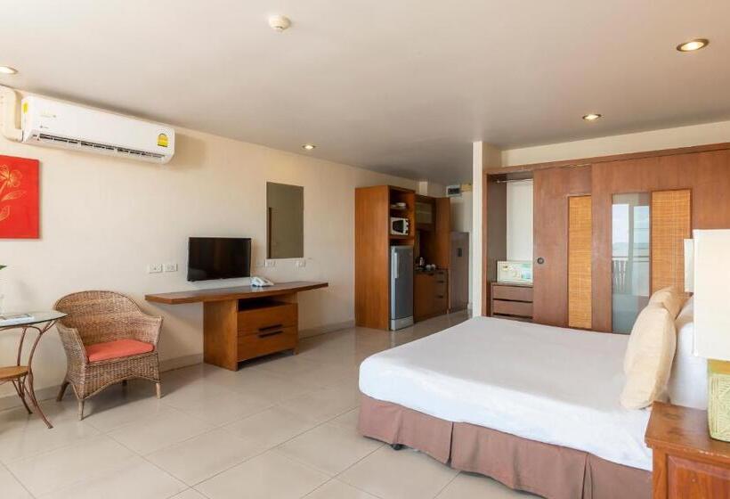 プールの見えるデラックスルーム, Bella Villa Cabana