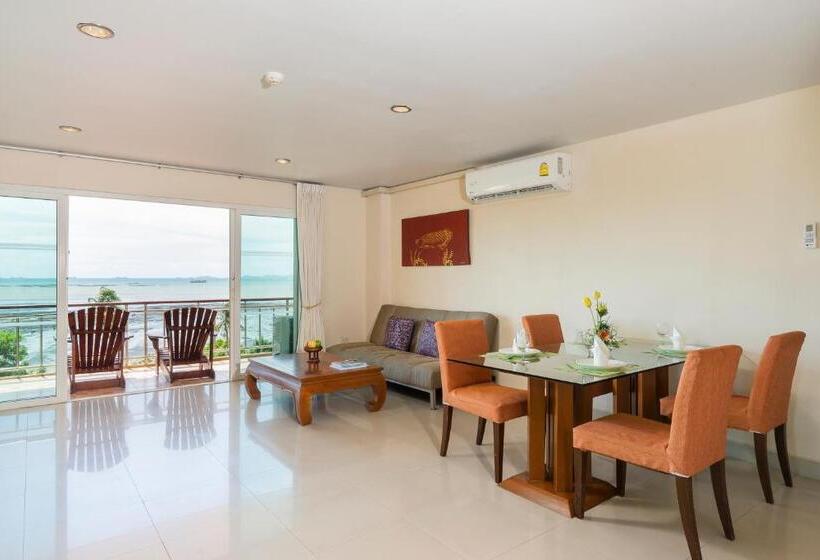 キャビン, Bella Villa Cabana