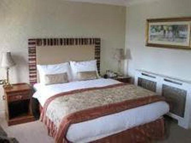 Номер Стандарт, Bracken Court