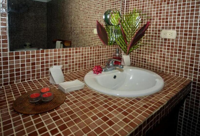 수피리어 룸 풀장 전망, Esencia Hotel And Villas