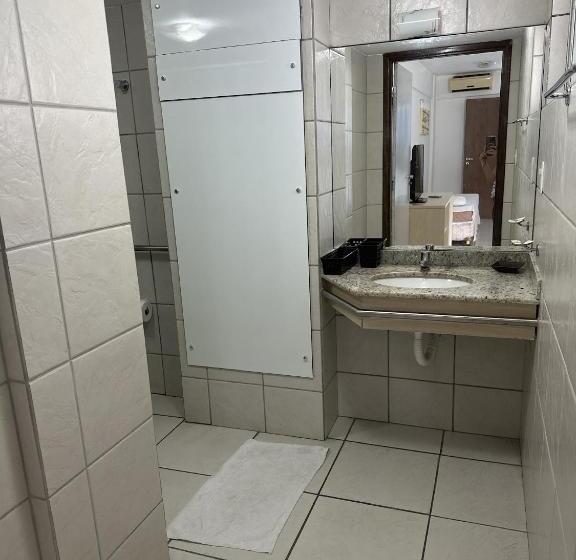 غرفة قياسية ثلاثية, Flats Particular Terrazzo