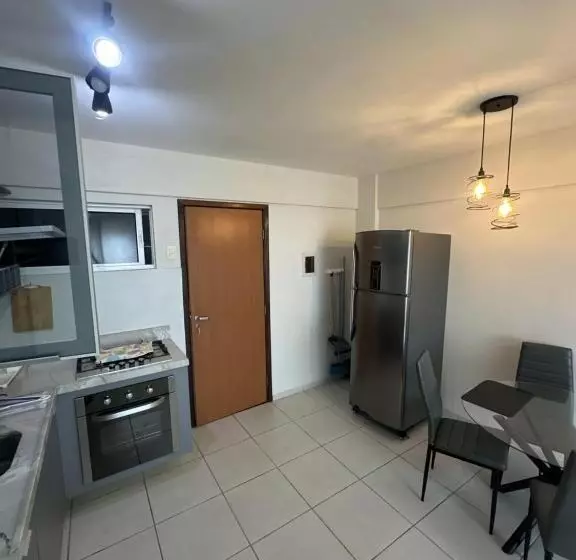 استودیو استاندارد با چشمانداز استخر, Flats Particular Terrazzo