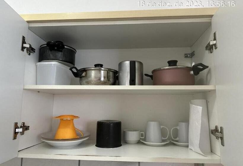 إستديو قياسى مطل على حمام السباحة, Flats Particular Terrazzo