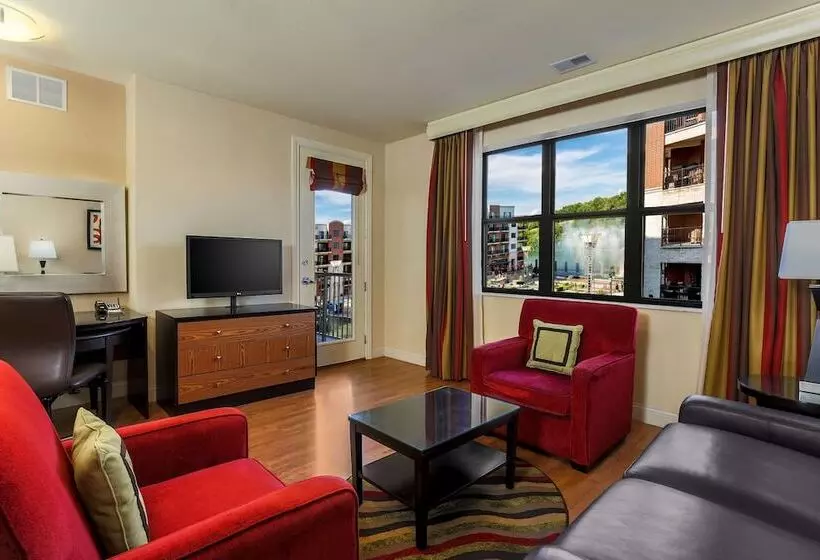 آپارتمان 1 خوابه, Hilton Promenade At Branson Landing