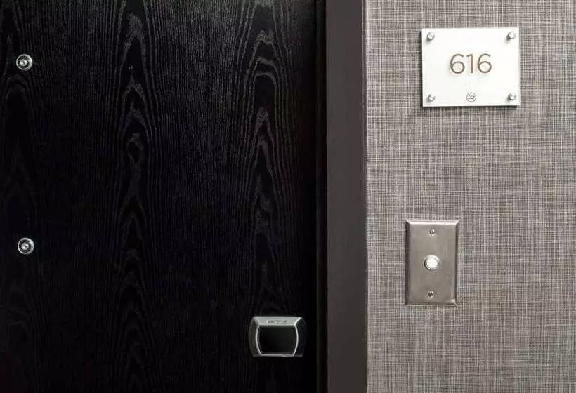 اتاق لوکس, Hilton Promenade At Branson Landing