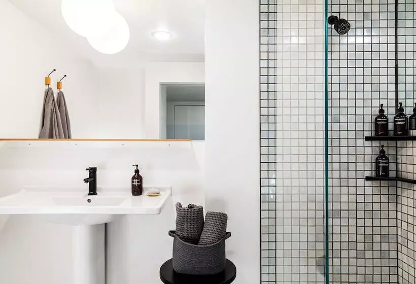２ダブルベッドのスタンダードルーム, June West La, A Member Of Design Hotels