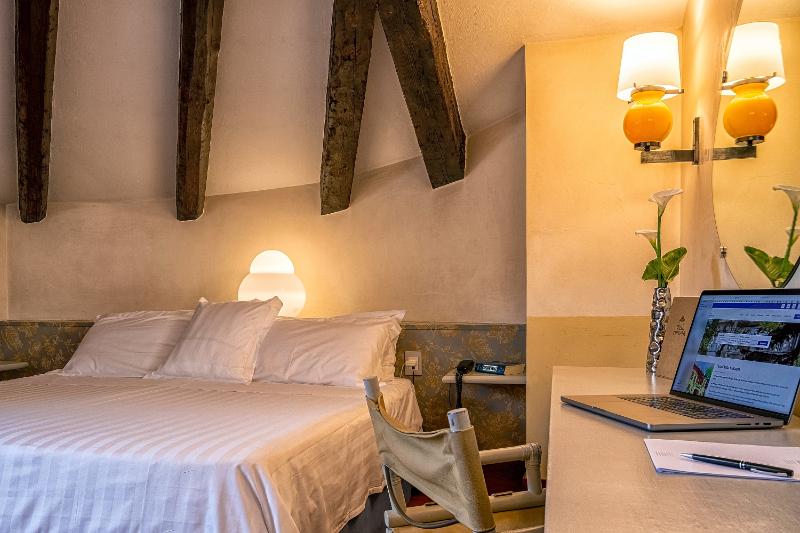 جناح, June West La, A Member Of Design Hotels