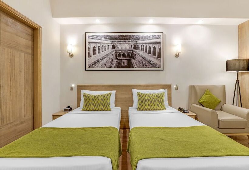 غرفة تنفيذية, Lemon Tree Premier City Center