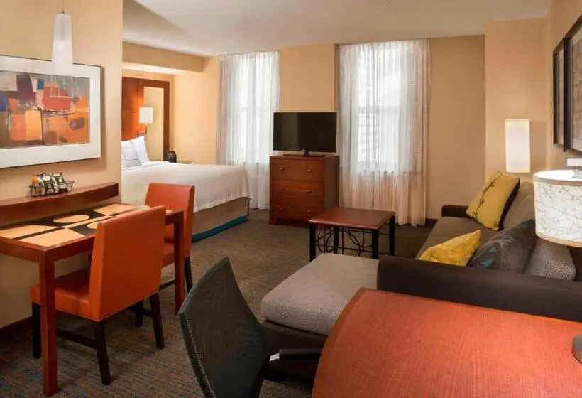 スタンダードスタジオ, Residence Inn by Marriott Toronto Downtown/Entertainment District