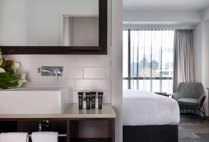 キングサイズベッドのスーペリアルーム, Rydges Wellington