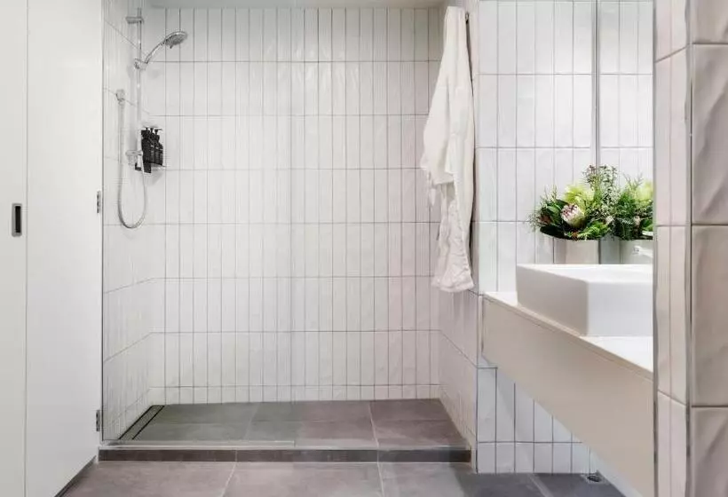 バルコニー付きデラックスルーム, Rydges Wellington