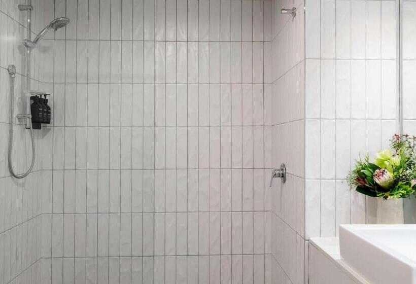 Люкс Superior, Rydges Wellington