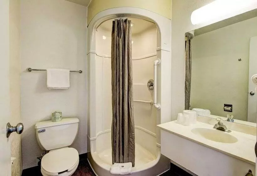 ２ダブルベッドのスタンダードルーム, Motel 6 Denver, Co  Airport