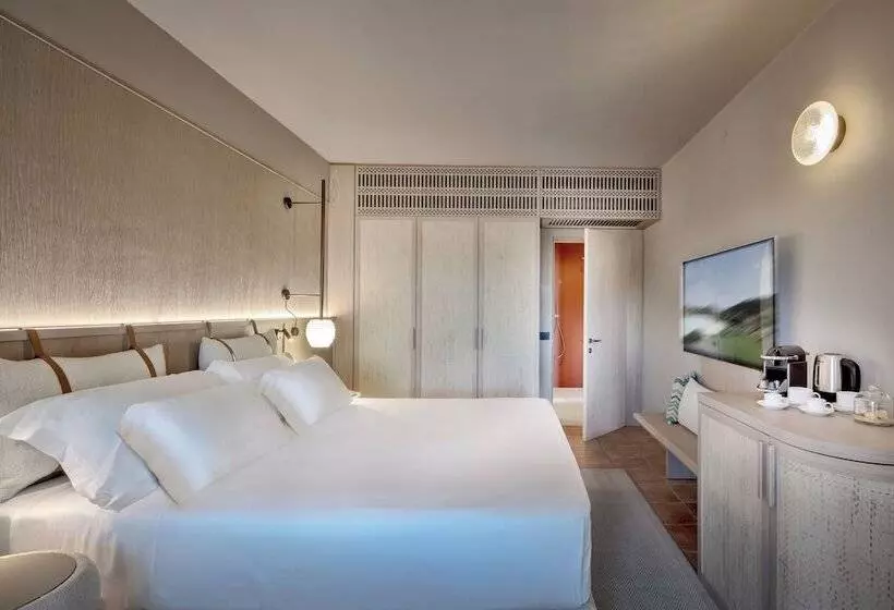庭の見えるプレミアムルーム, Veridia Resort Sardinia, A Member of Radisson Individuals