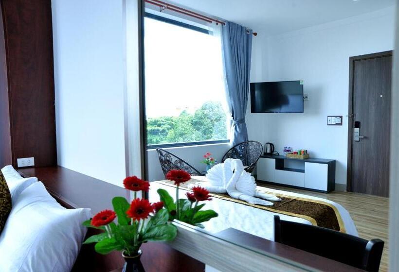 اتاق استاندارد چهار تخته, Buon Ma Thuot