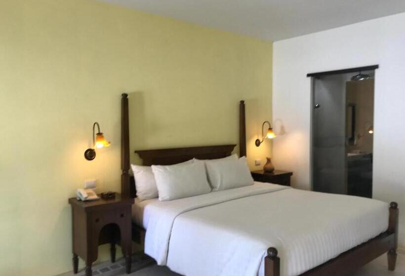 스탠다드 룸 킹사이즈 침대, Ao Nang Colors Hotel   Aonang Beach