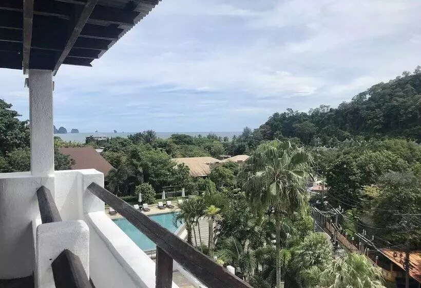 1 Bedroom Penthouse Apartment, Ao Nang Colors Hotel   Aonang Beach