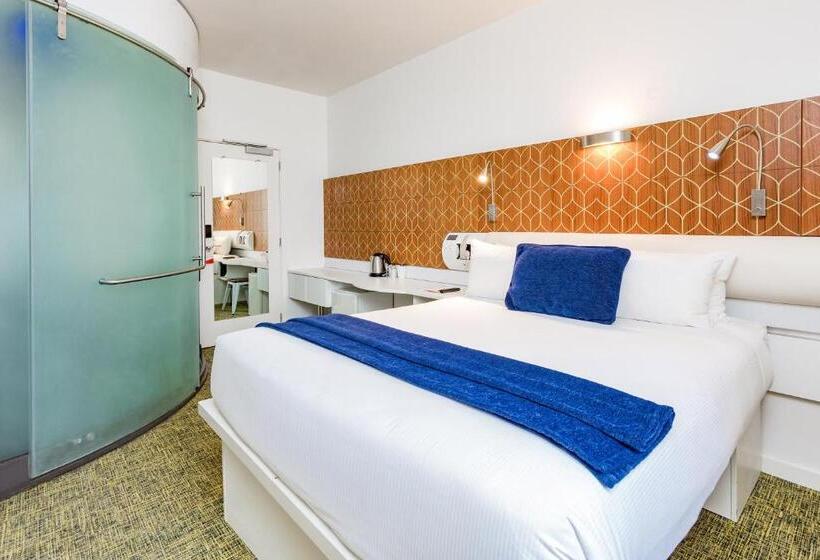 Номер Стандарт Внутренний, Breakfree On Cashel, An Accor