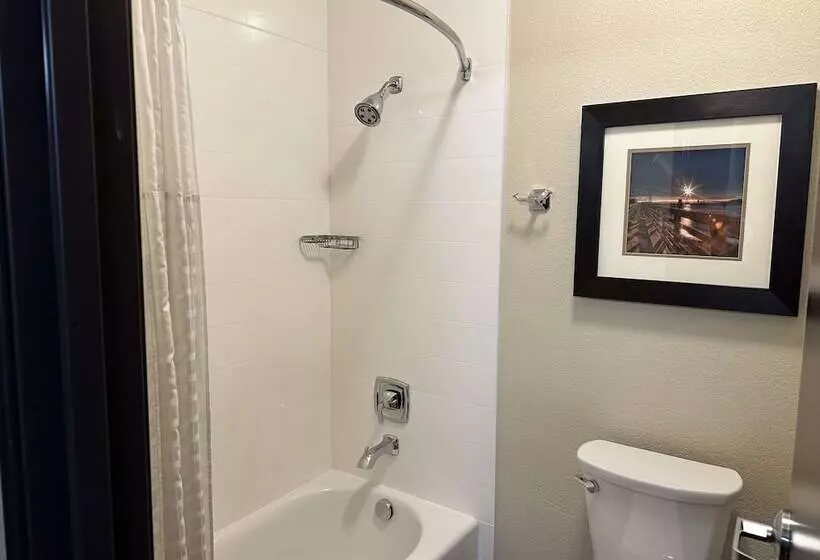 スイート, Best Western Columbia River Waterfront Hotel Astoria