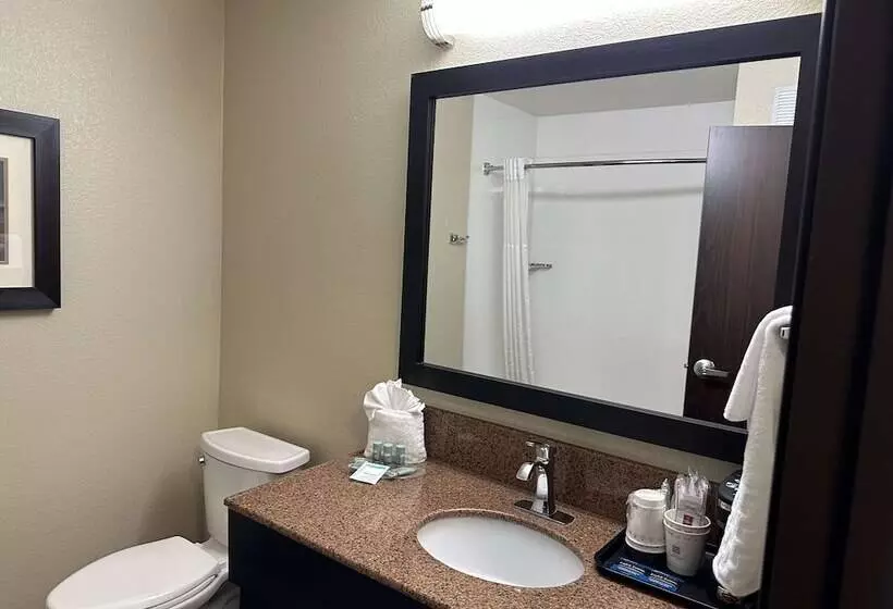 スイート, Best Western Columbia River Waterfront Hotel Astoria