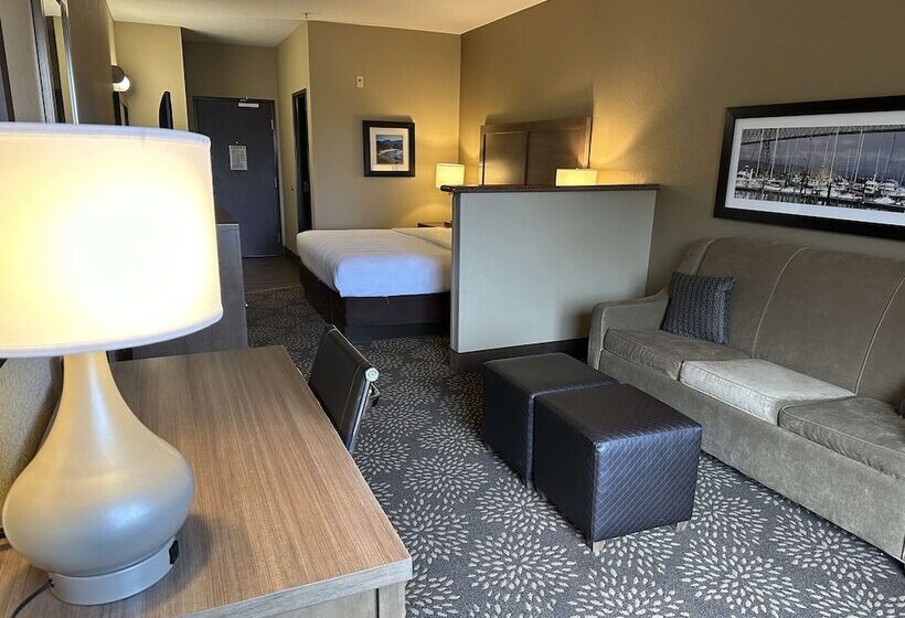جناح, Best Western Columbia River Waterfront Hotel Astoria