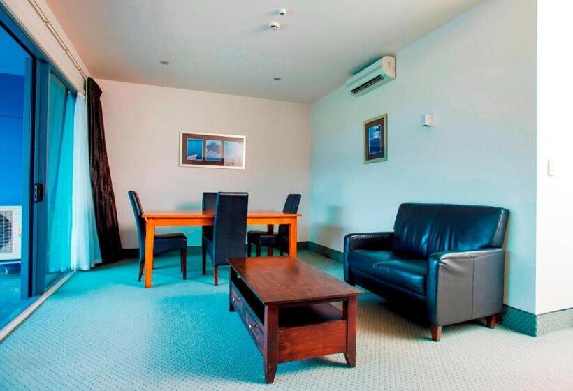 سوییت جونیور, Emerald