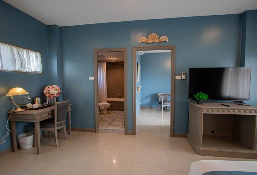 Полулюкс, Eurana Boutique