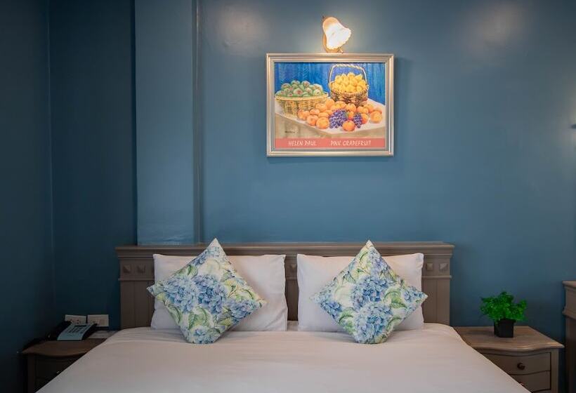 Полулюкс, Eurana Boutique