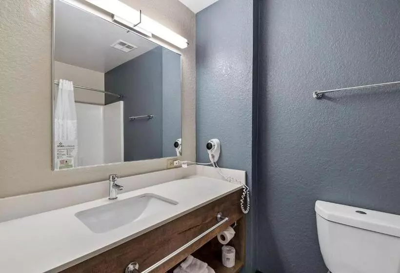 استودیوی سوپریور, Extended Stay America Premier Suites Miami Downtown Brickell Cruise Port