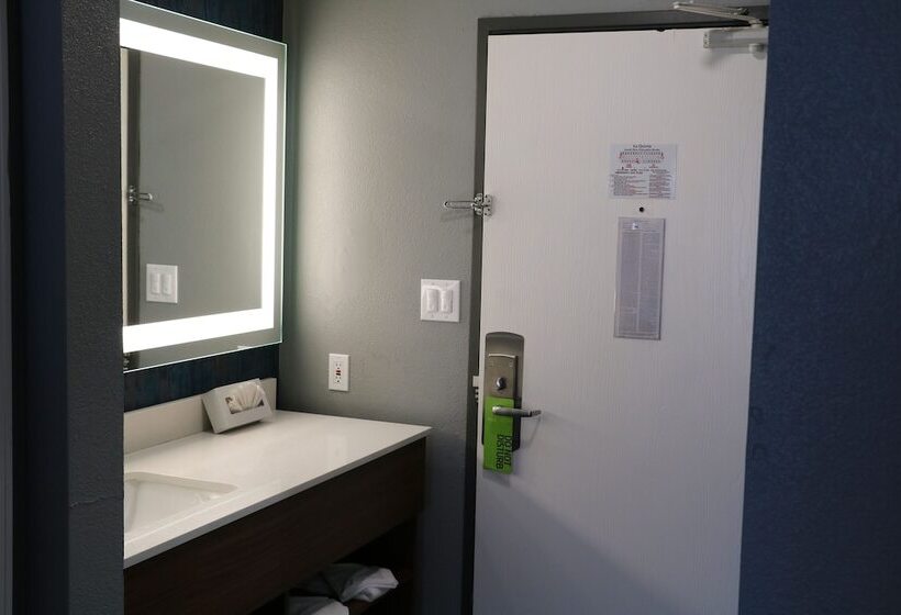 غرفه قياسيه سريرين مزدوجين, La Quinta By Wyndham Chicago Gurnee