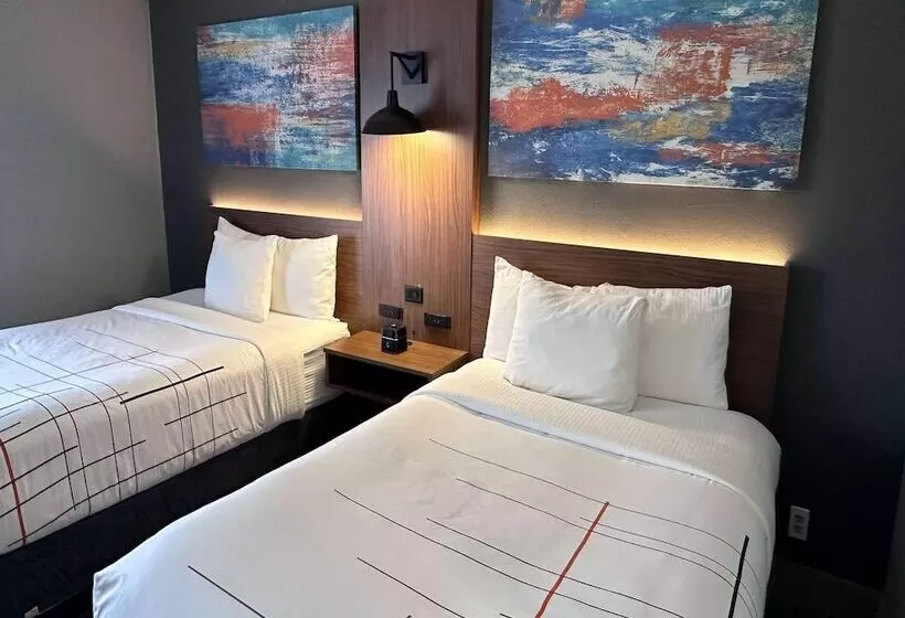 ２ダブルベッドのスタンダードルーム, La Quinta By Wyndham Chicago Gurnee