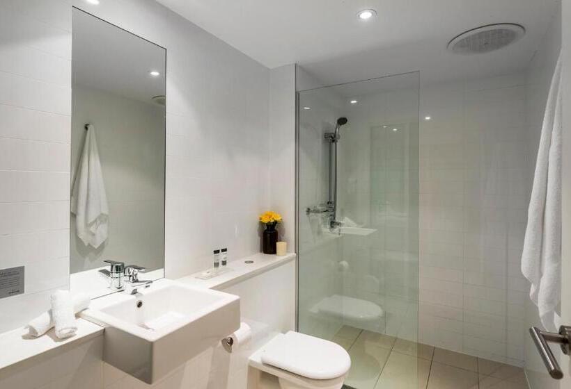 Апартаменты 2 Спальни, Oaks Nelson Bay Lure Suites