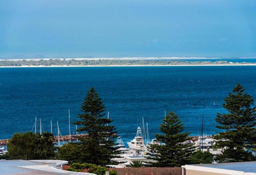 Апартаменты 1 Спальня Вид на Море, Oaks Nelson Bay Lure Suites