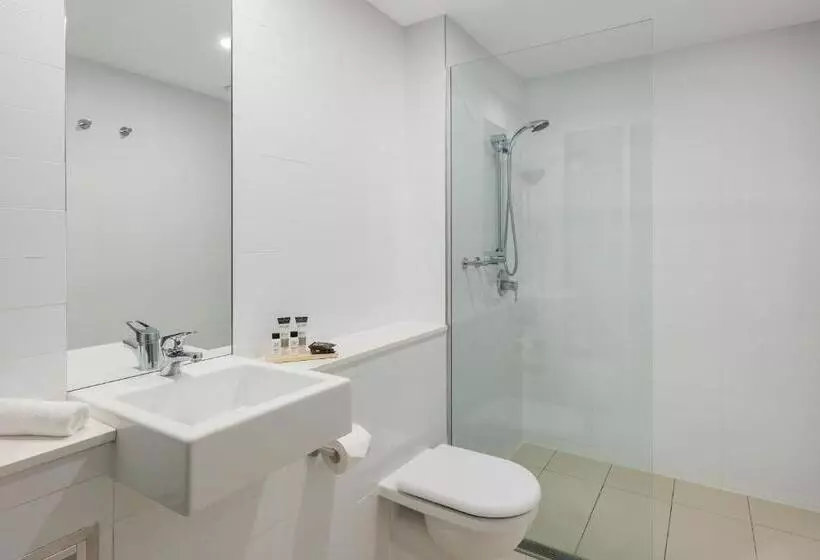 プレミアムスイート, Oaks Nelson Bay Lure Suites