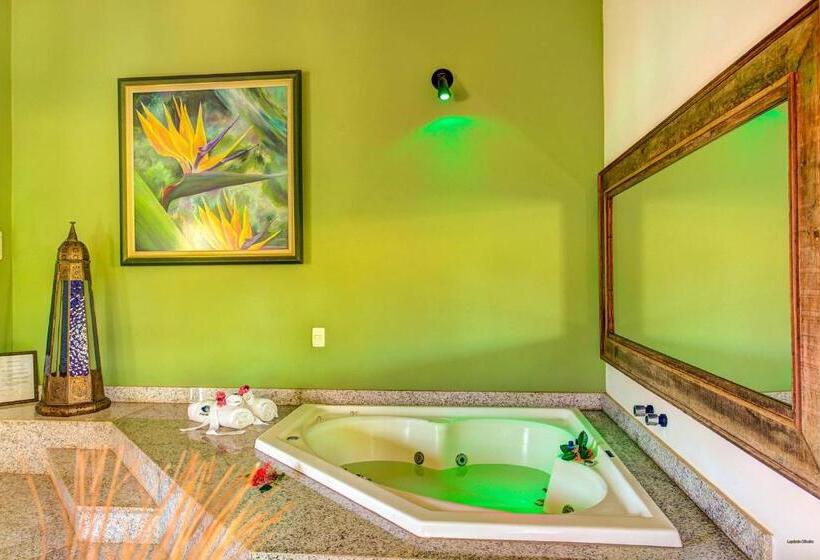 ماستر سويت, Pousada Pedra Torta