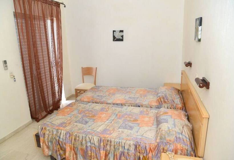 标准间, Primavera