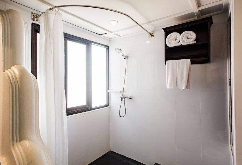 Номер Deluxe, Raming Lodge