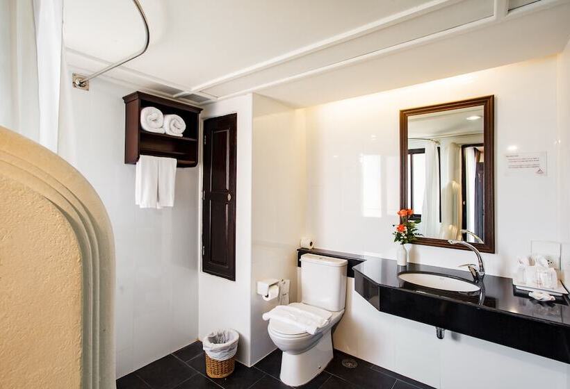 Номер Deluxe, Raming Lodge