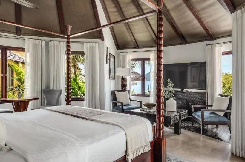 سوییت با استخر, Sandals Grande St. Lucian Spa And Beach All Inclusive Resort   Couples Only