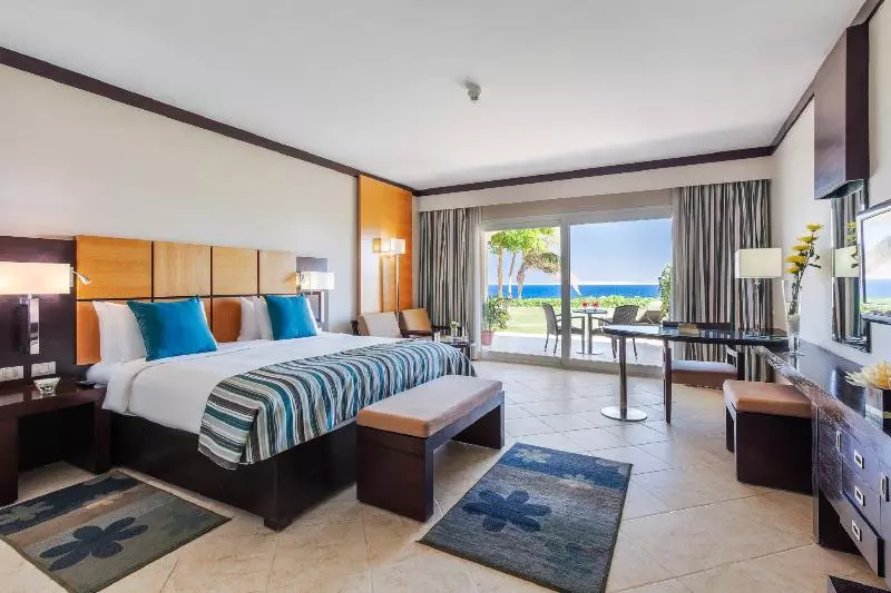اتاق لوکس, Sandals Grande St. Lucian Spa And Beach All Inclusive Resort   Couples Only