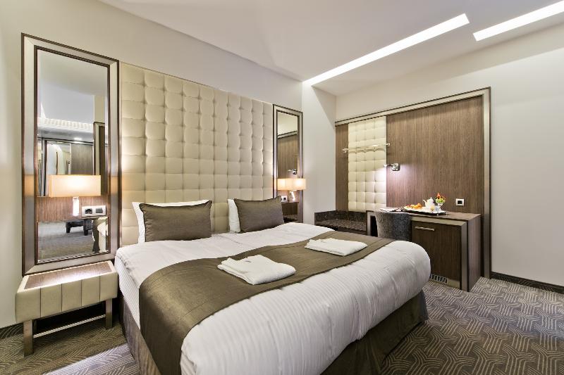 Номер Стандарт Трехместный, Sirenetta