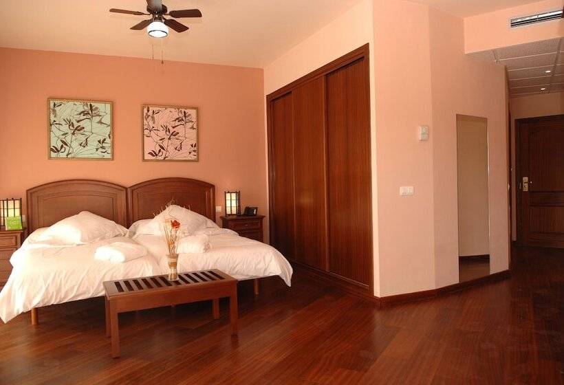 ファミリールーム, Wellness Marbella Hills