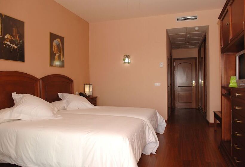 ファミリールーム, Wellness Marbella Hills