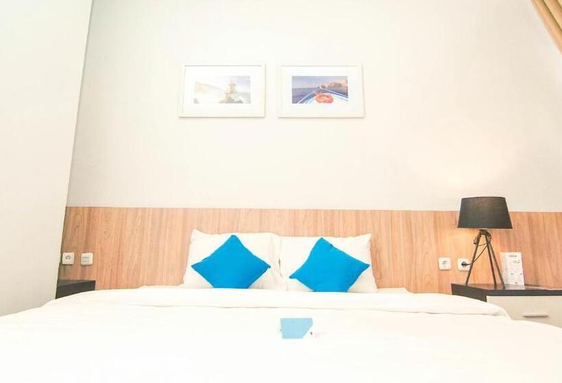 اتاق لوکس, Kapal Garden Hotel Malang