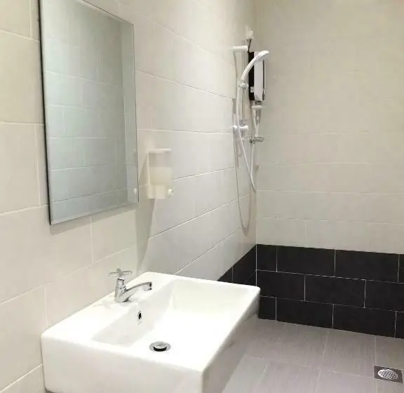 Standart Oda, Square Inn
