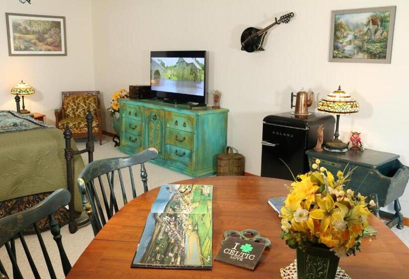 غرفة ديلوكس سرير كينج, Crystal River Lullaby B&b